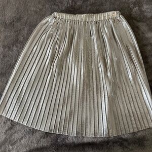 Girls metallic pleated skirt